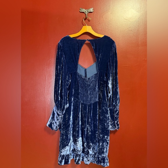 Reformation Fortune Dress Plus Size Blue Velvet Open Back Mini Dress Size 16 - Picture 5 of 11